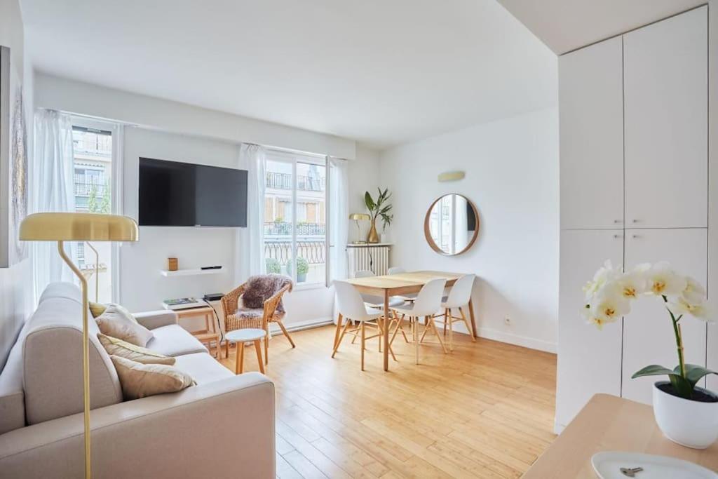 Rent A Room Apartments - Degas Париж Екстериор снимка