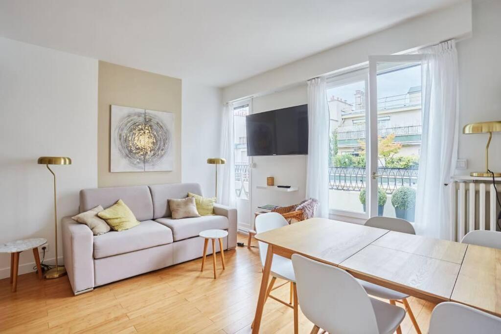 Rent A Room Apartments - Degas Париж Екстериор снимка