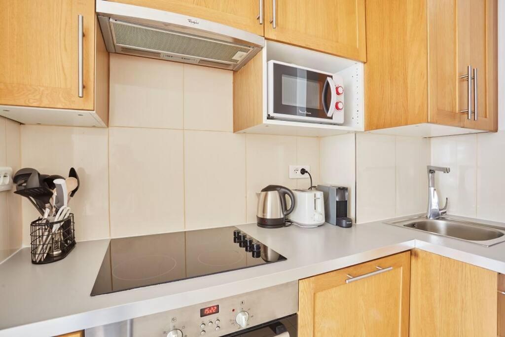 Rent A Room Apartments - Degas Париж Екстериор снимка